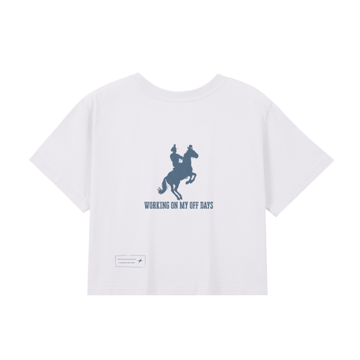 "Working on my Days Off" Baby Tee Seamless T-Shirt